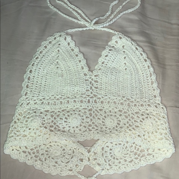 Crochet bralette/crop top - Picture 2 of 3